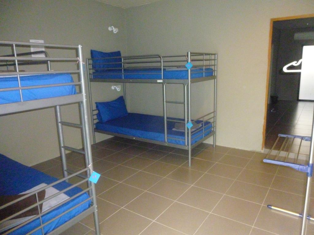 パンガン島 Blue Midnightホステル 部屋 写真